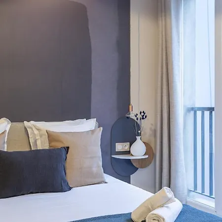 The Blue On Champs Elysées Avenue Apartamento París